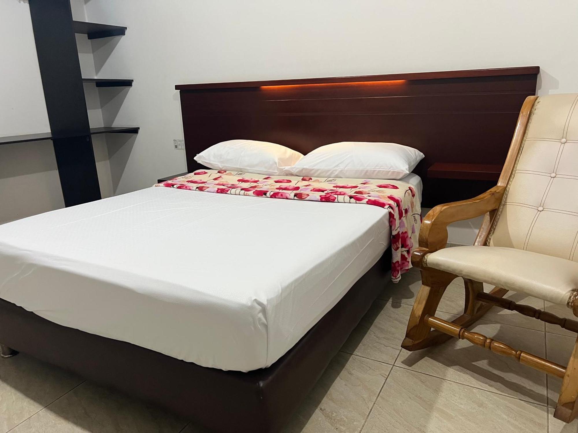 Hotel Marialu Ocaña Eksteriør billede